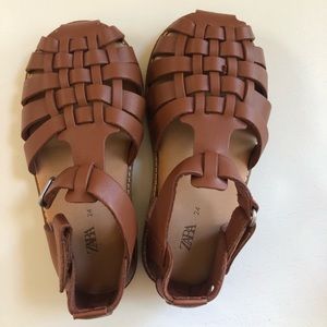 Zara girls brown sandals - size 24 (toddler 8)